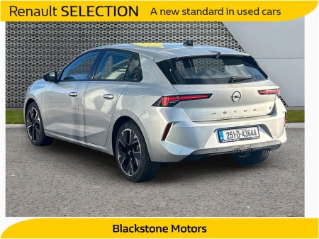 2025 Opel Astra SC 54KWh EV 155PS €28,950