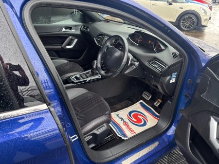 2016 Peugeot 308 - thumbnail 4