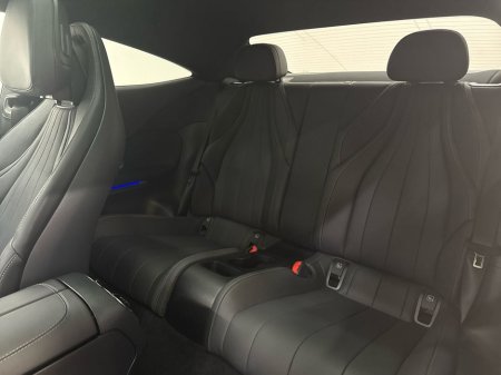 2025 Mercedes-Benz CLE CLE 300 e Amg Line Premium + €74,950