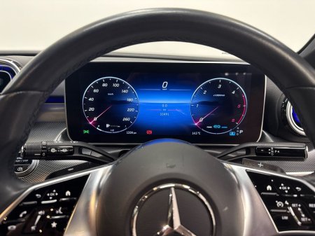 2023 Mercedes-Benz C Class - thumbnail 9