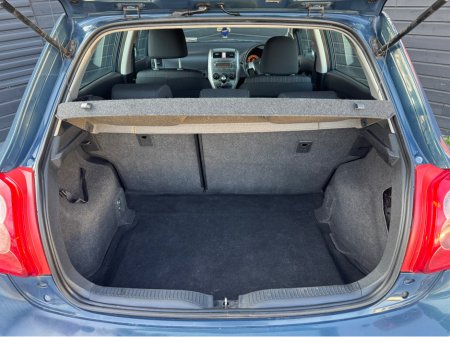 2008 Toyota Auris - thumbnail 19