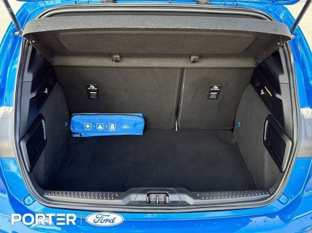 2020 Ford Focus - thumbnail 13