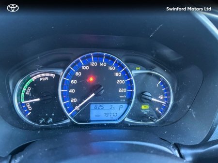 2016 Toyota Yaris YARIS HYBRID LUXURY MC thumbnail