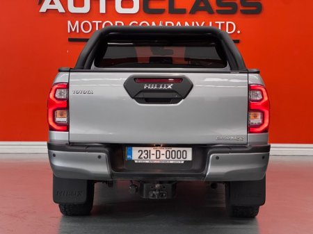 2023 Toyota Hilux - thumbnail 9