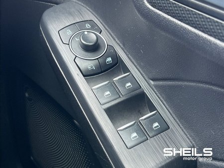 2024 Ford Kuga ST-Line 2.5 Petrol-Plug-in Hybrid 225BHP €34,450 thumbnail