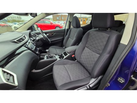 2017 Nissan Qashqai - thumbnail 11