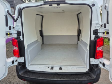 2017 Citroen Dispatch XS BLUEHDI 95 4DR €9,750 thumbnail