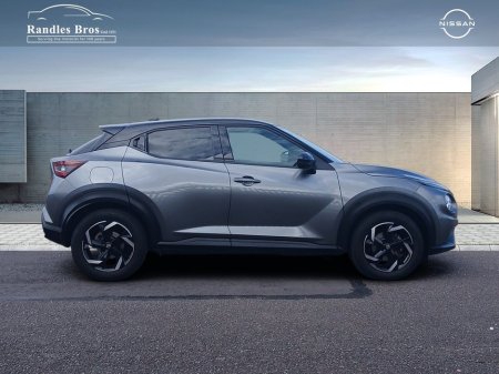 2023 Nissan Juke - thumbnail 5