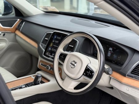 2021 Volvo XC90 - thumbnail 4