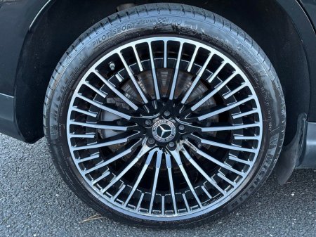 2022 Mercedes-Benz EQC AMG LINE PREMIUM SUNROOF 400 €36,995 thumbnail