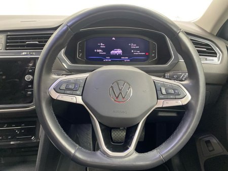 2024 Volkswagen Tiguan - thumbnail 22