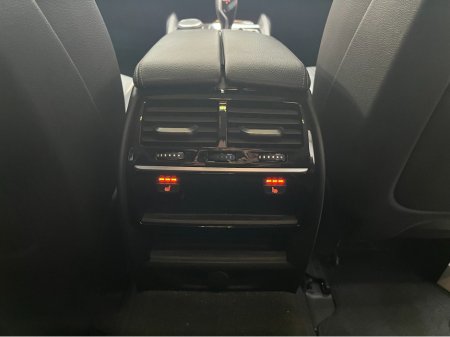 2019 BMW 5 Series - thumbnail 17