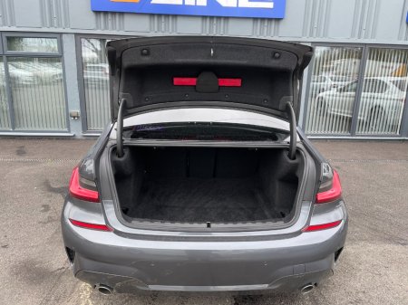 2020 BMW 3 Series - thumbnail 5