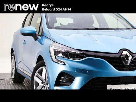2022 Renault Clio Dynamique TCe 90 €15,990 thumbnail