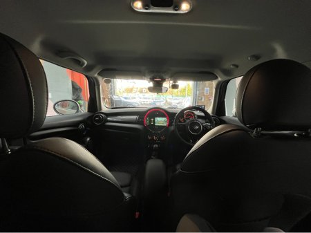 2018 MINI Cooper €17950 2018 MINI COOPER 1.5 AUTOMATIC / CRUISE CONTROL / REVERSE CAMERA / AMBIENT LIGHTS AND MORE €17,950 thumbnail