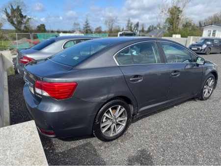 2012 Toyota Avensis - photo 2