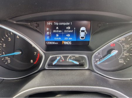 2015 Ford Focus - thumbnail 19