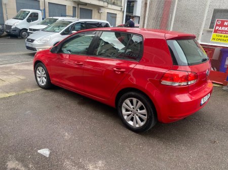 2010 Volkswagen Golf - thumbnail 18