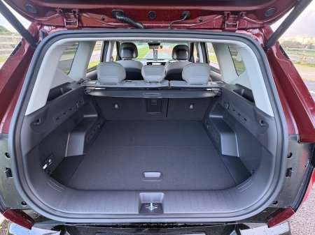 2026 Kia EV5 EV5 EARTH 3, 81KW BATTERY, 7 YEAR WARRANTY, 3 YEAR AA, 0% FINANCE, *3 FREE SEVICES FOR KIA CUSTOMERS* thumbnail