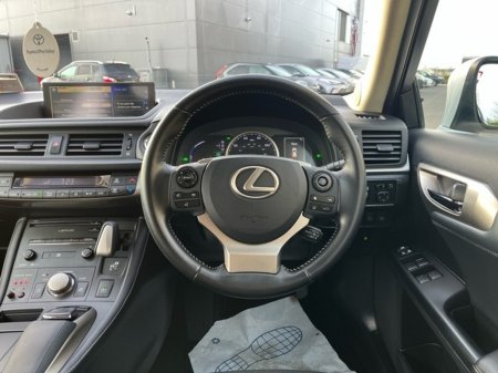 2019 Lexus CT 200 h - thumbnail 9