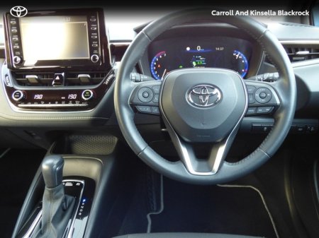 2021 Toyota Corolla Hybrid Luna H/B €23,450 thumbnail