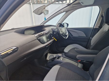 2016 Citroen Grand C4 Picasso GRAND 1.6 BLUE HDI 1 120 EXCLUSIVE EAT6 120PS 5DR AUTO €8,995 thumbnail