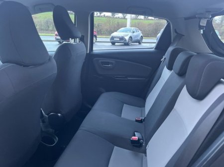 2019 Toyota Yaris 1.0 5DR LUNA thumbnail