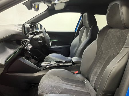 2023 Peugeot 2008 GT Premium EV 50kWh 136BHP - LOW MILEAGE - Reversing Camera - Sat Nav - Climate Control - Heated Seats - Cruise Control - Apple CarPlay/Android Auto €20,750 thumbnail