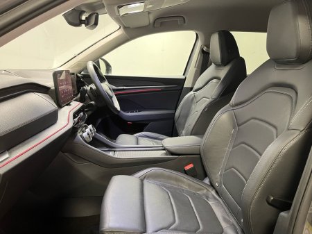 2025 Skoda Kodiaq Selection+ DSG 2.0TDI 150BHP - Reversing Camera - Climate Control - Cruise Control - Heated Seats - Keyless Start - Apple CarPlay/Android Auto €56,950 thumbnail