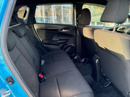 2015 Honda Fit 1.5L Petrol Hybrid Automatic thumbnail