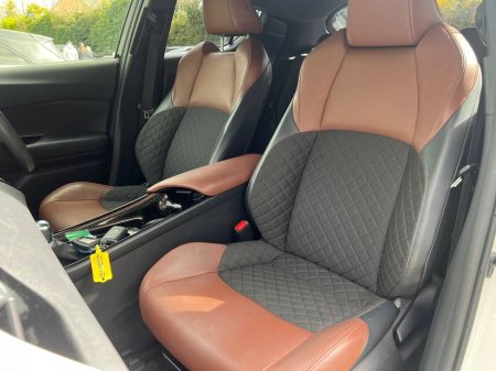 2019 Toyota C-HR - thumbnail 6