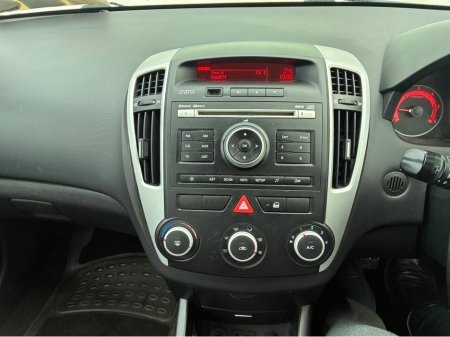 2010 Kia Ceed 1.6 D TX ISG 5DR €1,250 thumbnail