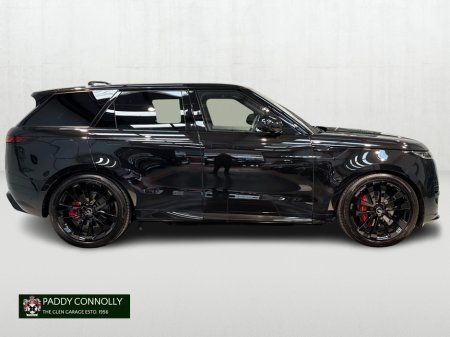 2025 Land Rover Range Rover P460e Dynamic SE