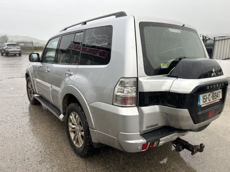 2015 Mitsubishi Shogun 3.2 4WRK SG2 DID LWB 5DR €17,600