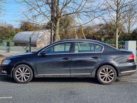 2011 Volkswagen Passat - thumbnail 13