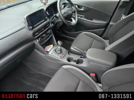 2020 Hyundai Kona 1.0 PETROL KAUAI EXECUTIVE 5DR €16,999 thumbnail