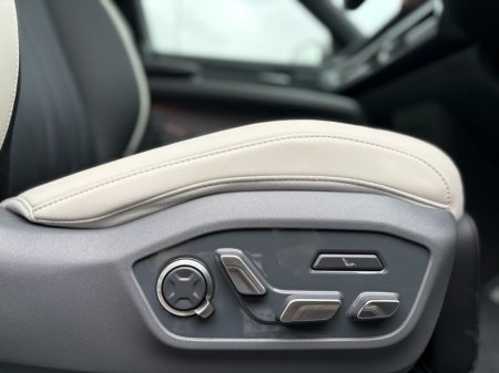 2026 Kia EV9 - thumbnail 14