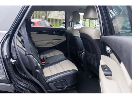 2018 Kia Sorento - thumbnail 25