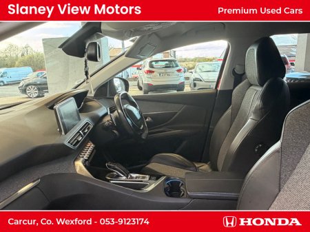 2018 Peugeot 3008 - thumbnail 5