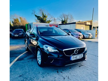 2017 Volvo V40 D4 (190hp) R-Design Geartronic