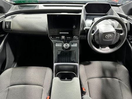 2024 Toyota bZ4X - thumbnail 9