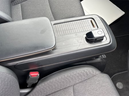 2025 Nissan Ariya - thumbnail 12