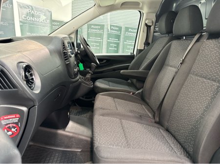 2023 Mercedes-Benz Vito - thumbnail 15