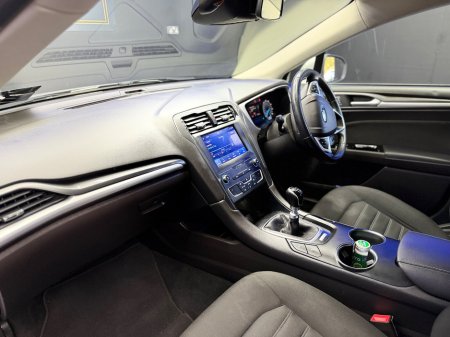 2020 Ford Mondeo 2.0TDCi 150PS Zetec Powershift €12,900 thumbnail