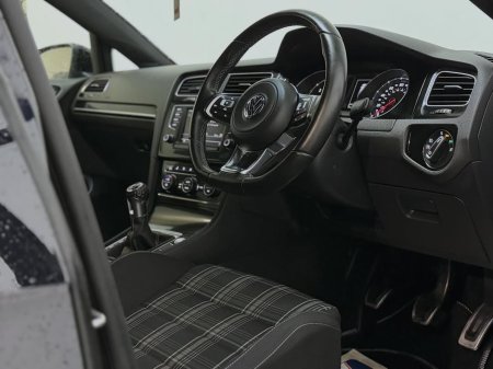 2016 Volkswagen Golf GTD 2.0 TDI 184 PS €14,995 thumbnail