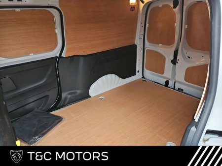 2025 Peugeot Partner PARTNER PROF PLUS 1.5 HDI 100BHP - Inc Vat Price, Remainder of 5yr /200,000Km Warranty ! Long Wheel Base, 1,000KG - Demo Model - €26,995 thumbnail