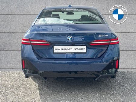 2024 BMW 5 Series - thumbnail 13