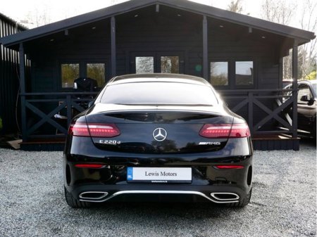 2021 Mercedes-Benz E Class - thumbnail 5