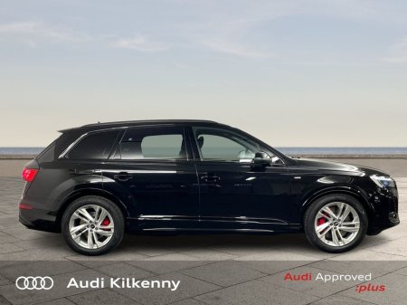 2026 Audi Q7 55 TFSI E Q S LINE €104,900 thumbnail