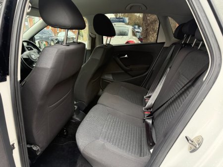 2013 Volkswagen Polo - thumbnail 11